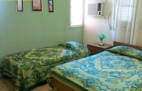 Casa Particular vedado cuba havana Elvira Cheap private bedroom 1