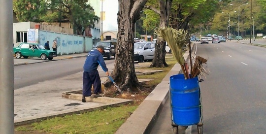 street sweeper havana vedado