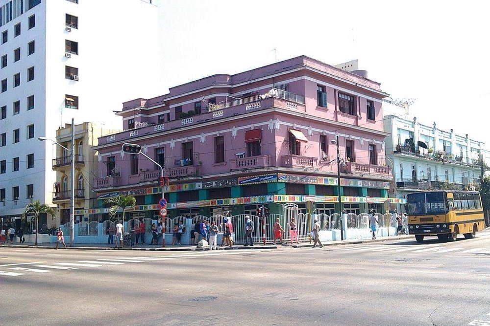 Cinecitta restaurant Vedado Havana