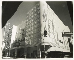 El Encanto department store in Havana 1955 - Tienda por departamento "El Encanto", La Habana, ca. 1955